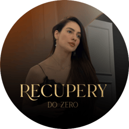 Jéssica Vieira apresentando o Método RECUPERY, curso online de recuperação capilar para mulheres