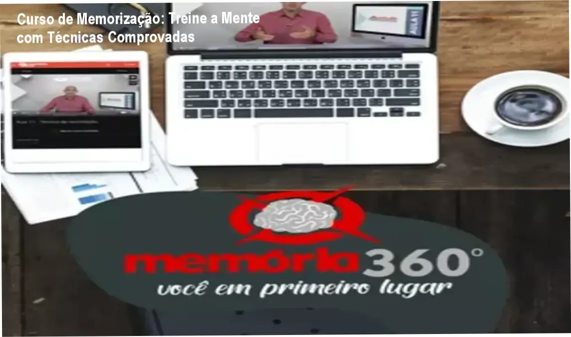 Profissional treinando memória com óculos e livros